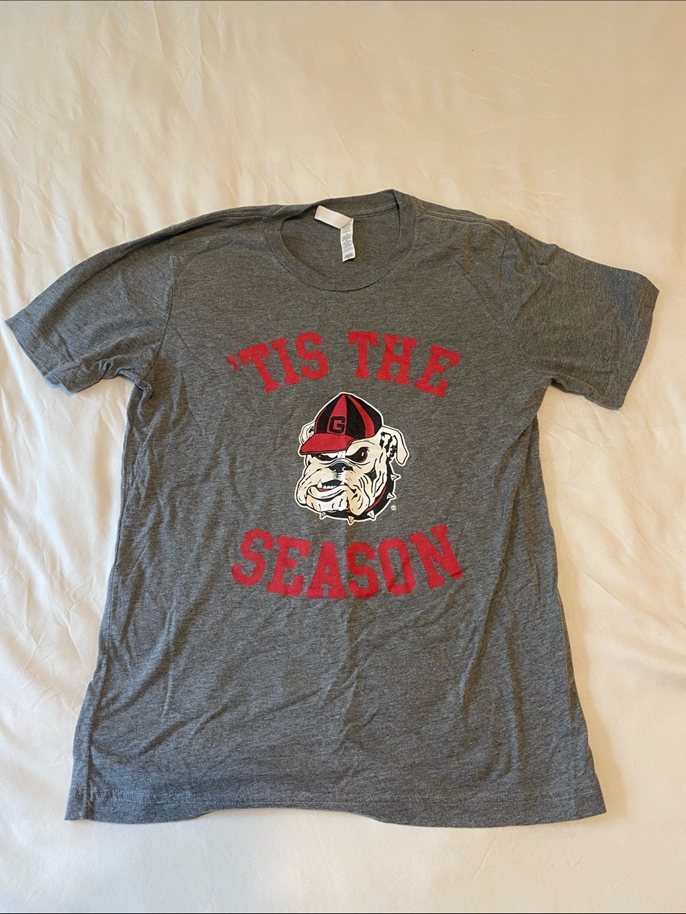'Tis The Season Bulldog Graphic Tee - Gray with Red